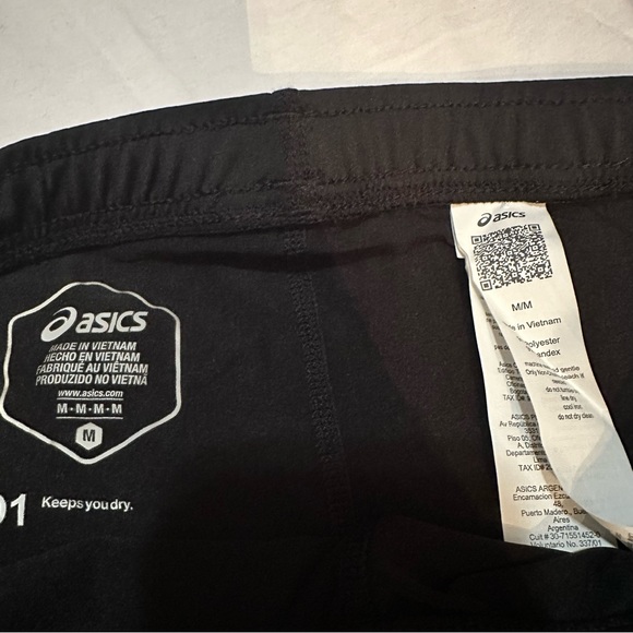 ASICS Shorts - Picture 2 of 3
